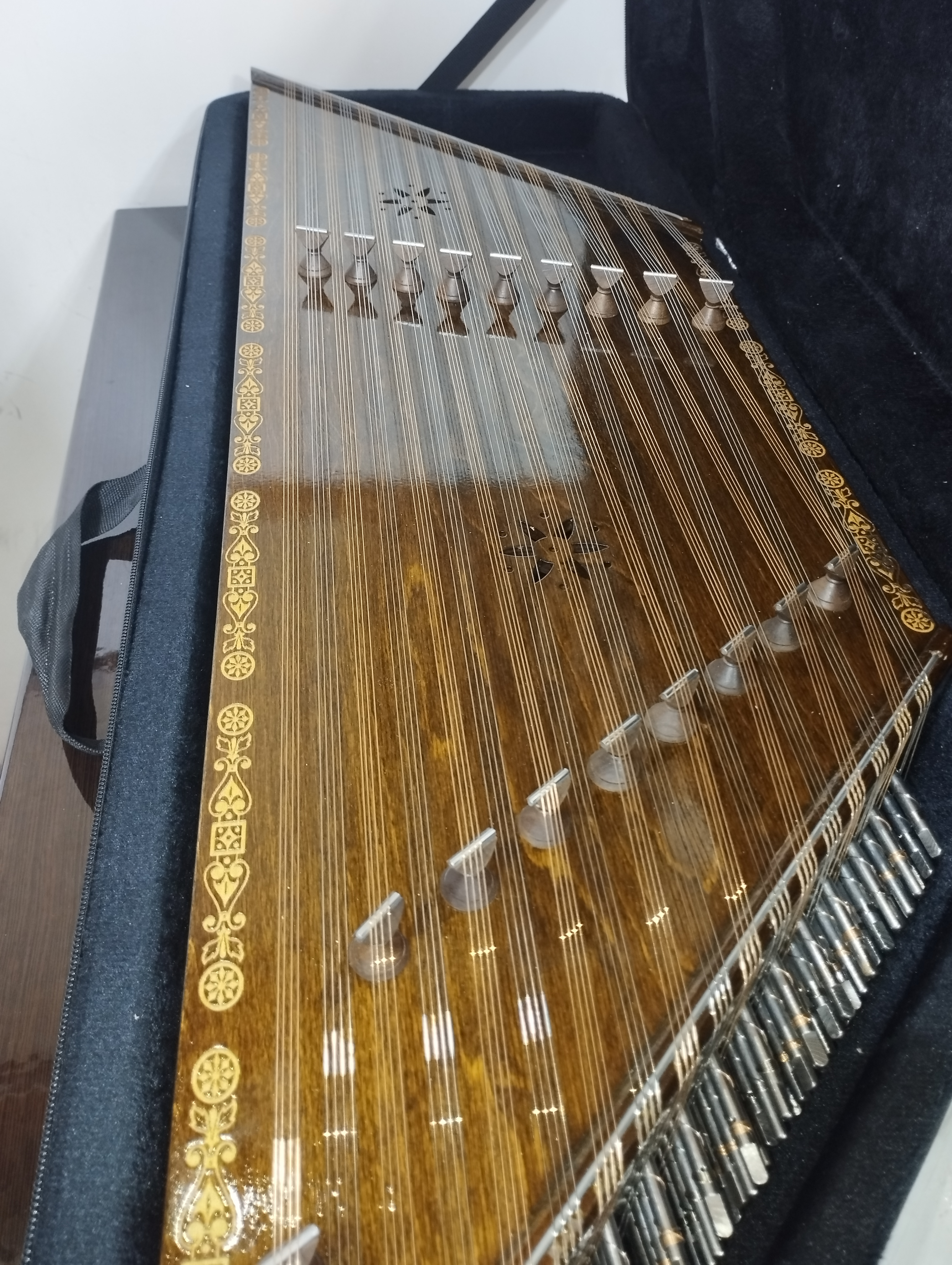 سنتور (فروشگاه سسلی ‌تار)